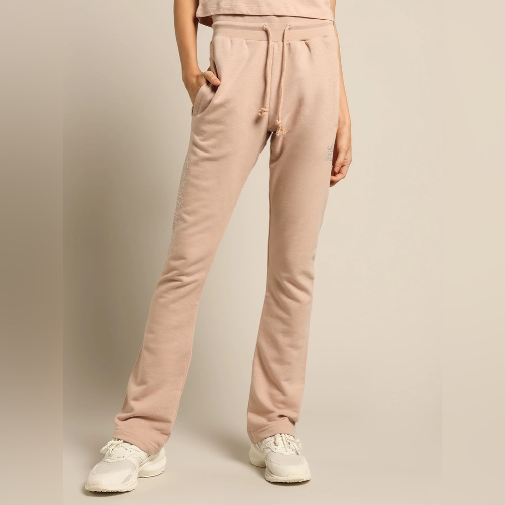 Adidas 2000s luxe sweatpants, sz medium